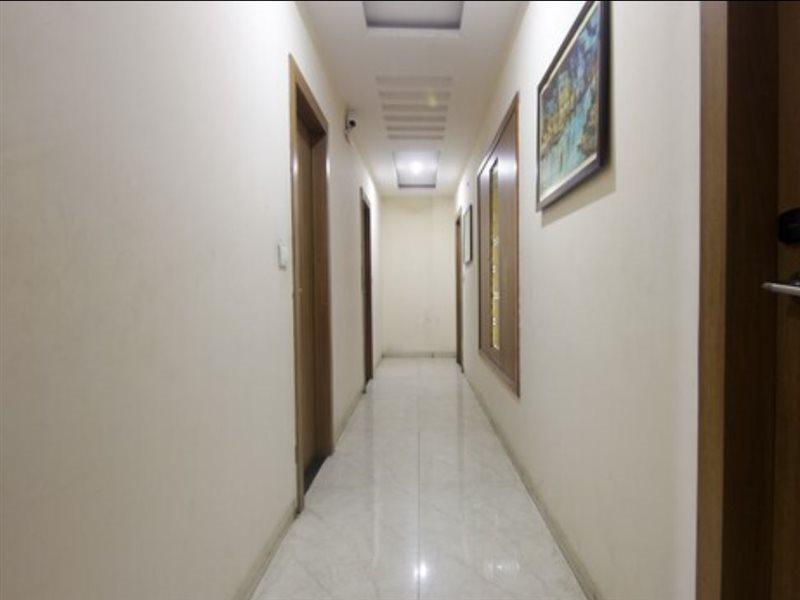 The Premier Hotel Кота Екстериор снимка