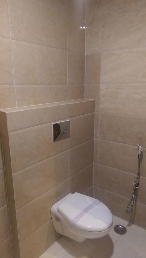 The Premier Hotel Кота Екстериор снимка